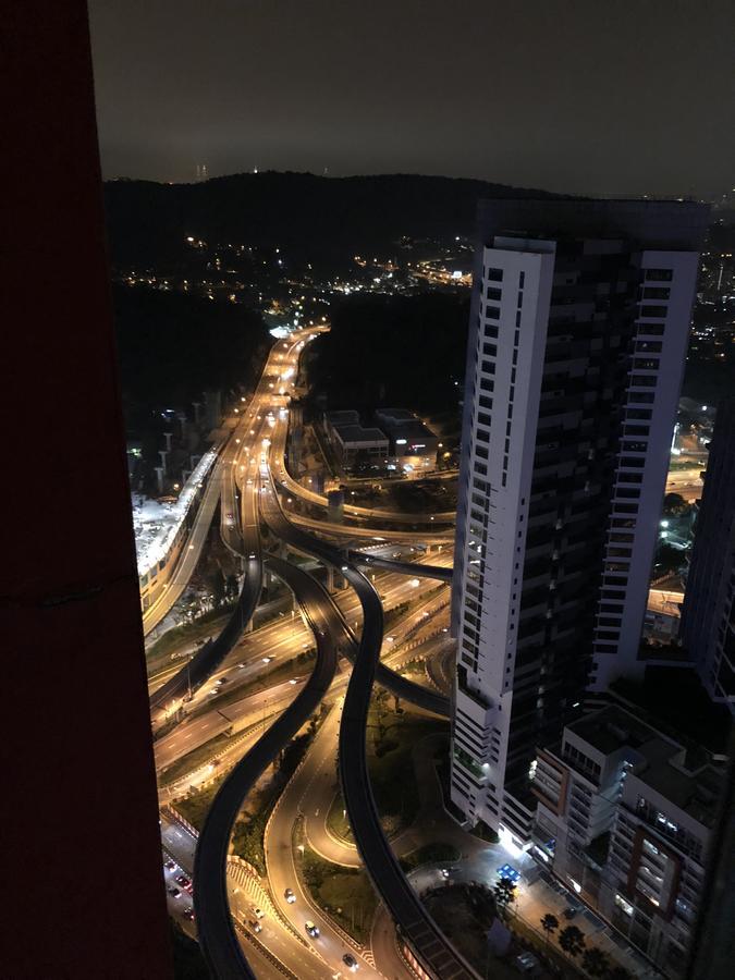 Empire Damansara Residence Suites Petaling Jaya Exterior foto